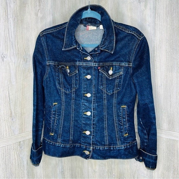 Levi's Jackets & Blazers - Levi’s Vintage Red Tab 90’s Denim Jacket